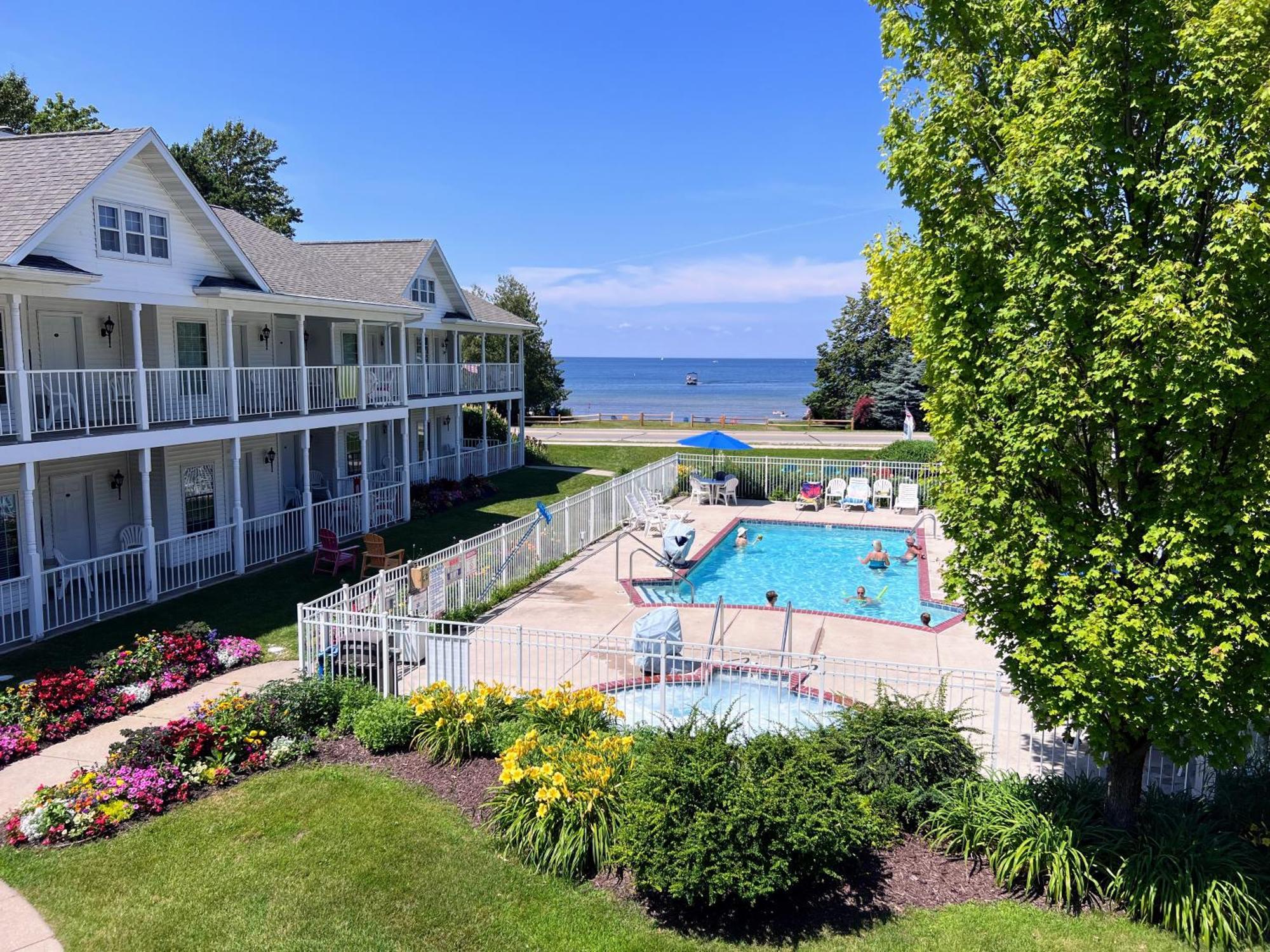 Bay Breeze Resort Ephraim Eksteriør billede