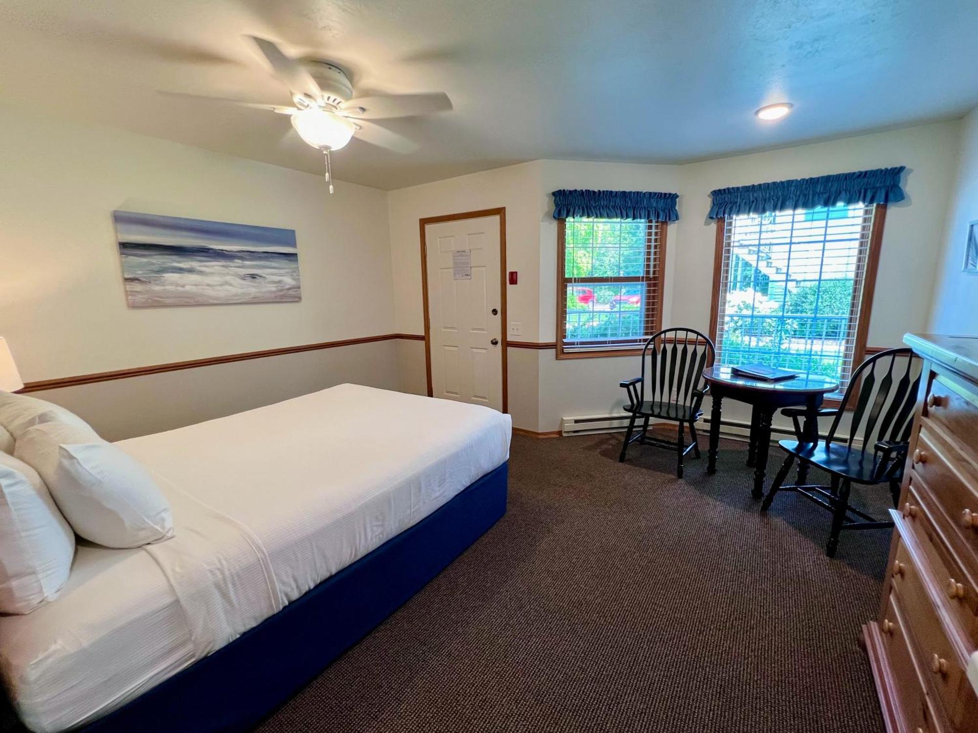 Bay Breeze Resort Ephraim Eksteriør billede